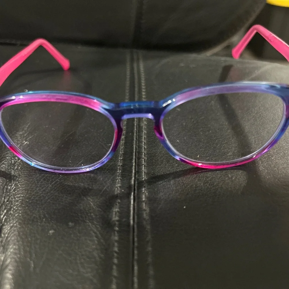 Blue and Pink Round Glasses
